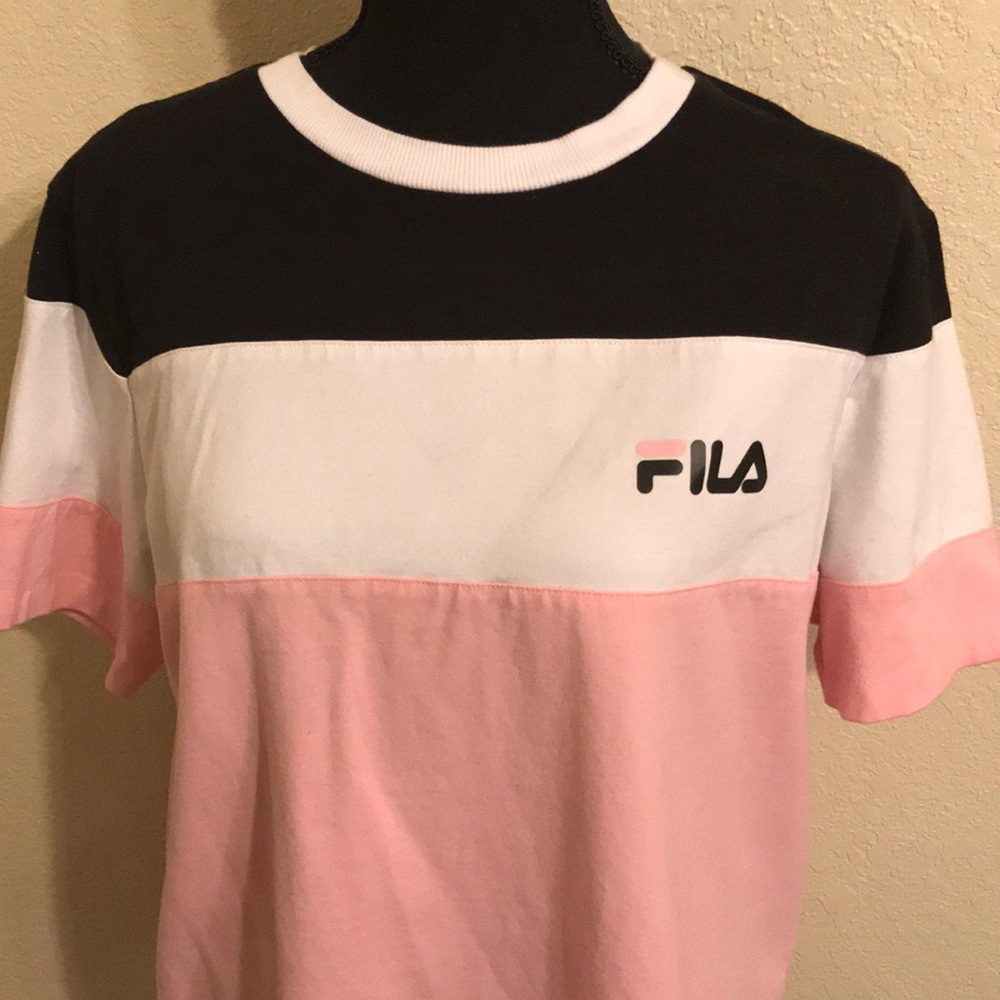 Woman’s tee